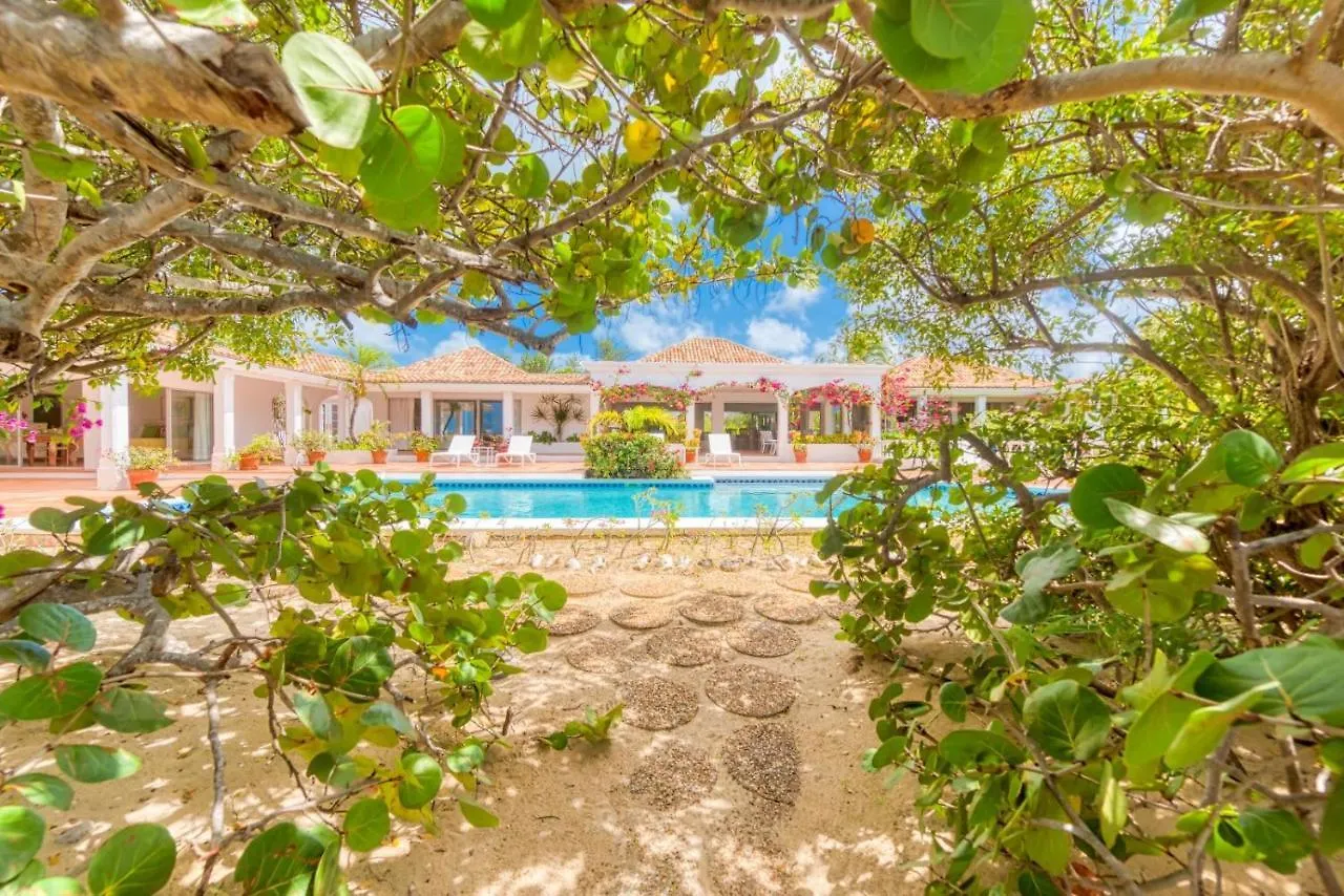 Villa Riviera Les Terres Basses